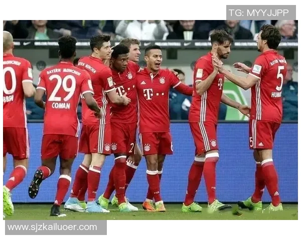 八强对决拜仁与巴萨谁能笑到最后精彩赛事引发球迷热议